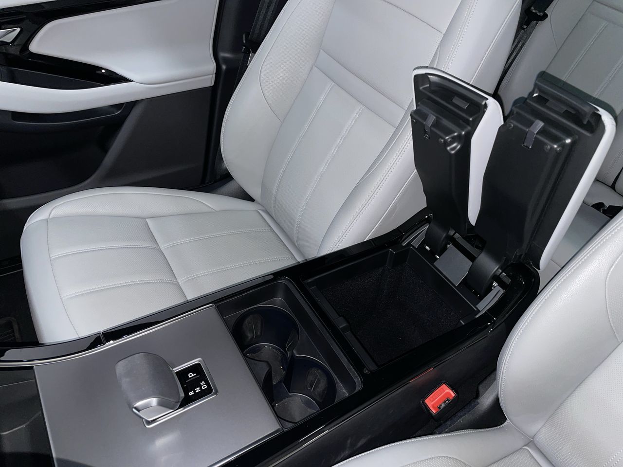 2026  Range Rover Evoque