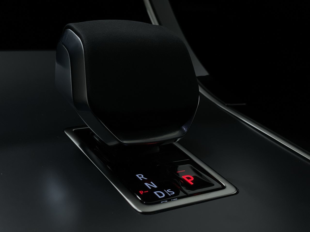 2026  Range Rover Evoque