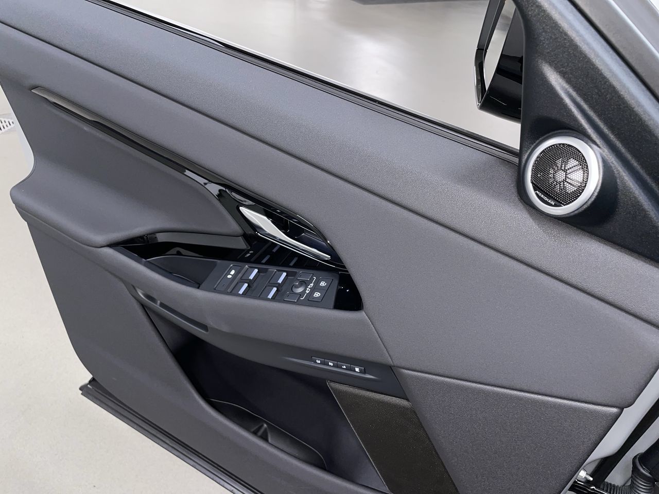 2026  Range Rover Evoque