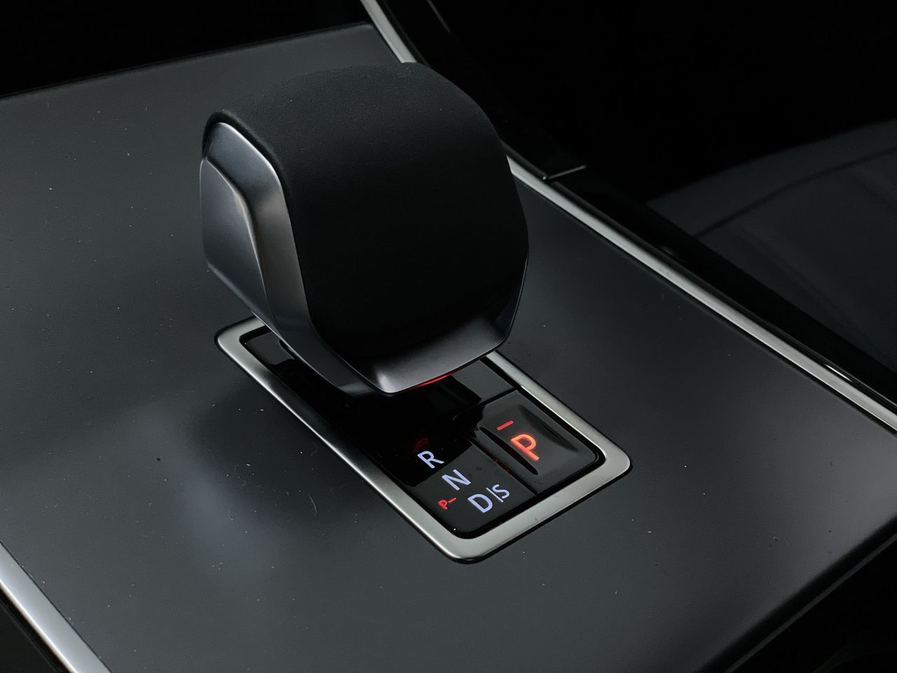 2026 Land Rover Range Rover Evoque in Vancouver, British Columbia