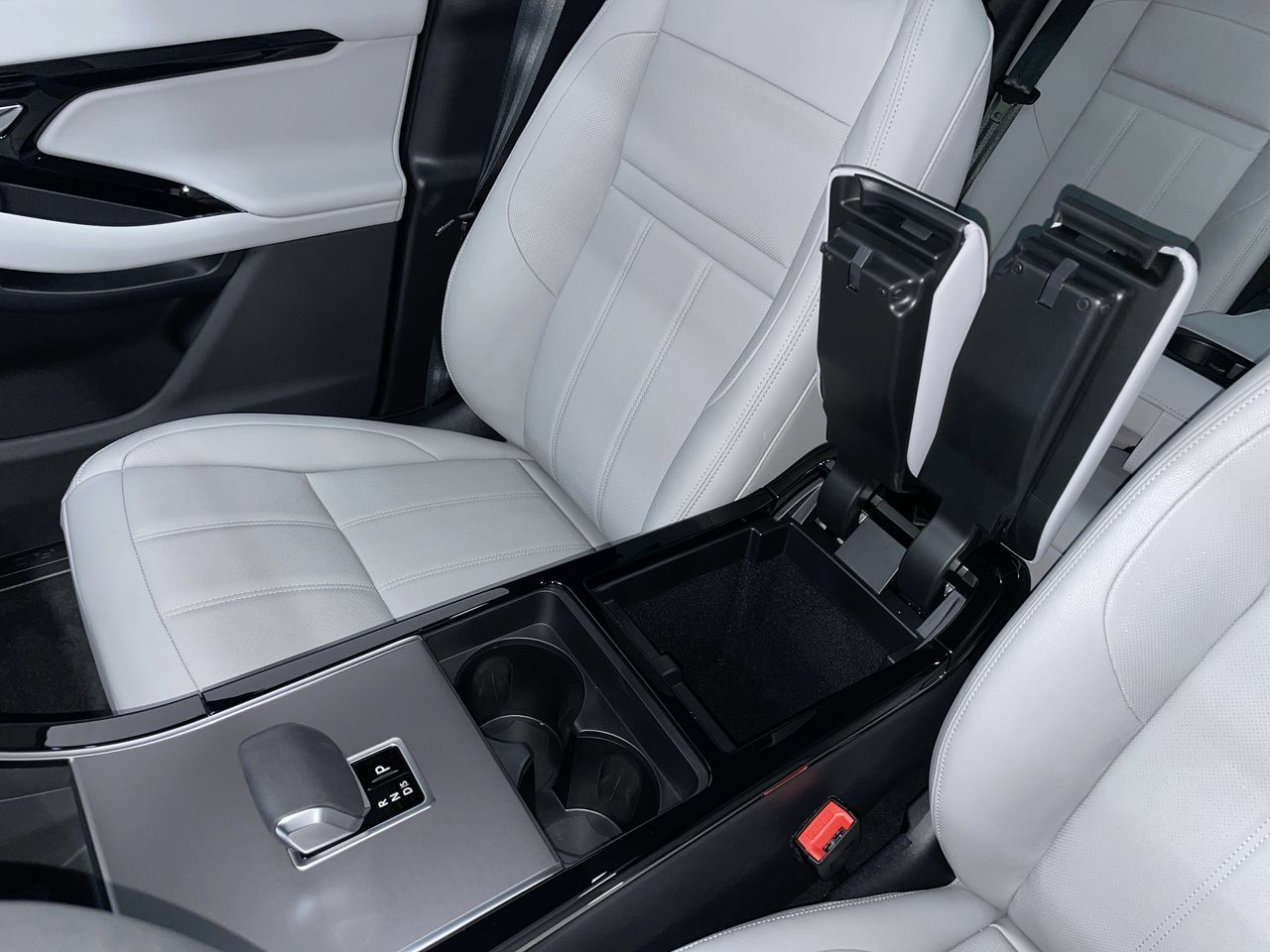 2026  Range Rover Evoque