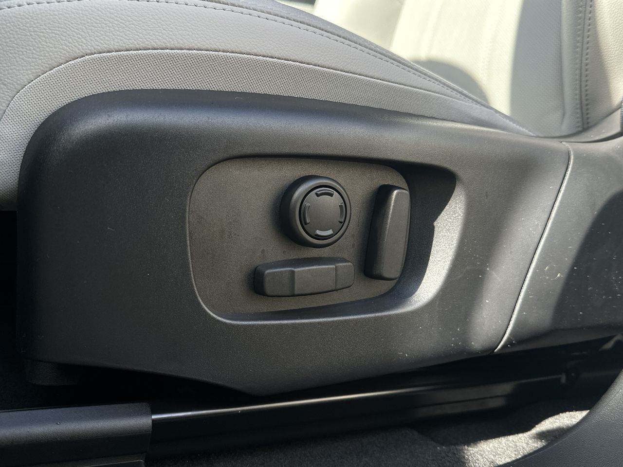 2026  Range Rover Evoque