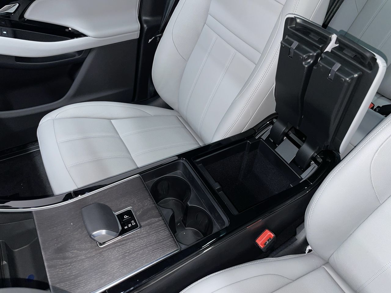 2026  Range Rover Evoque