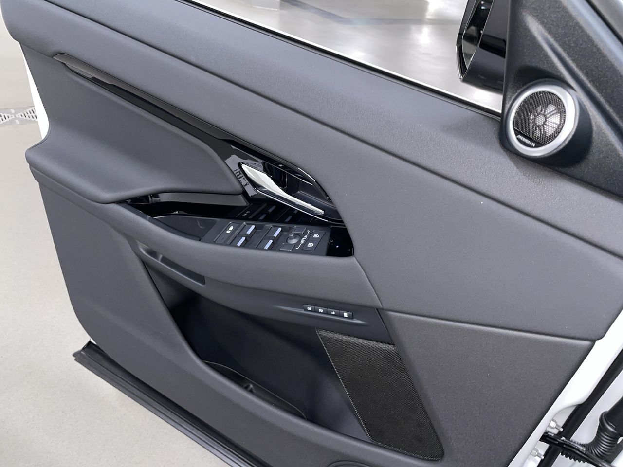 2026  Range Rover Evoque