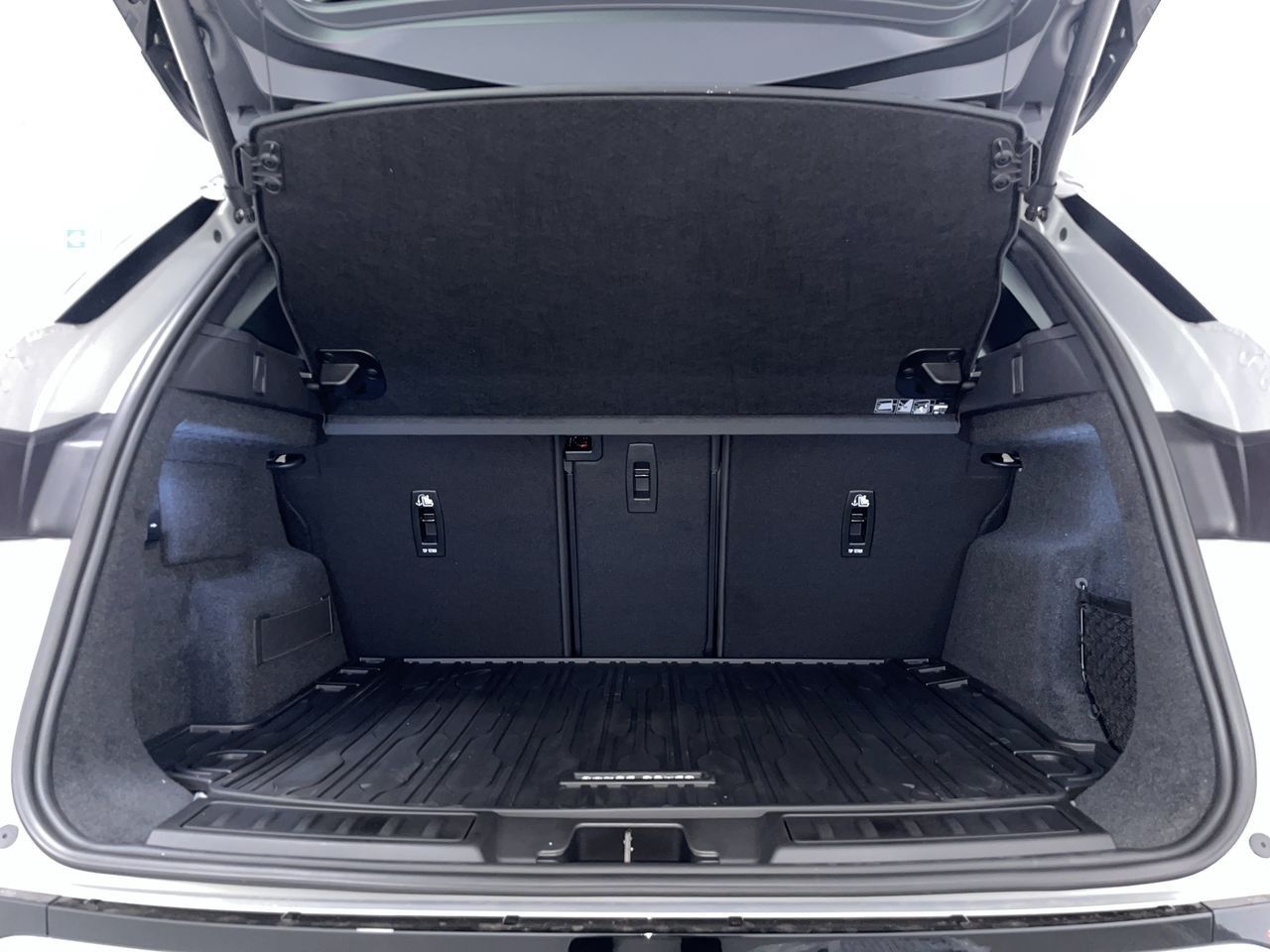 2026 Land Rover Range Rover Evoque