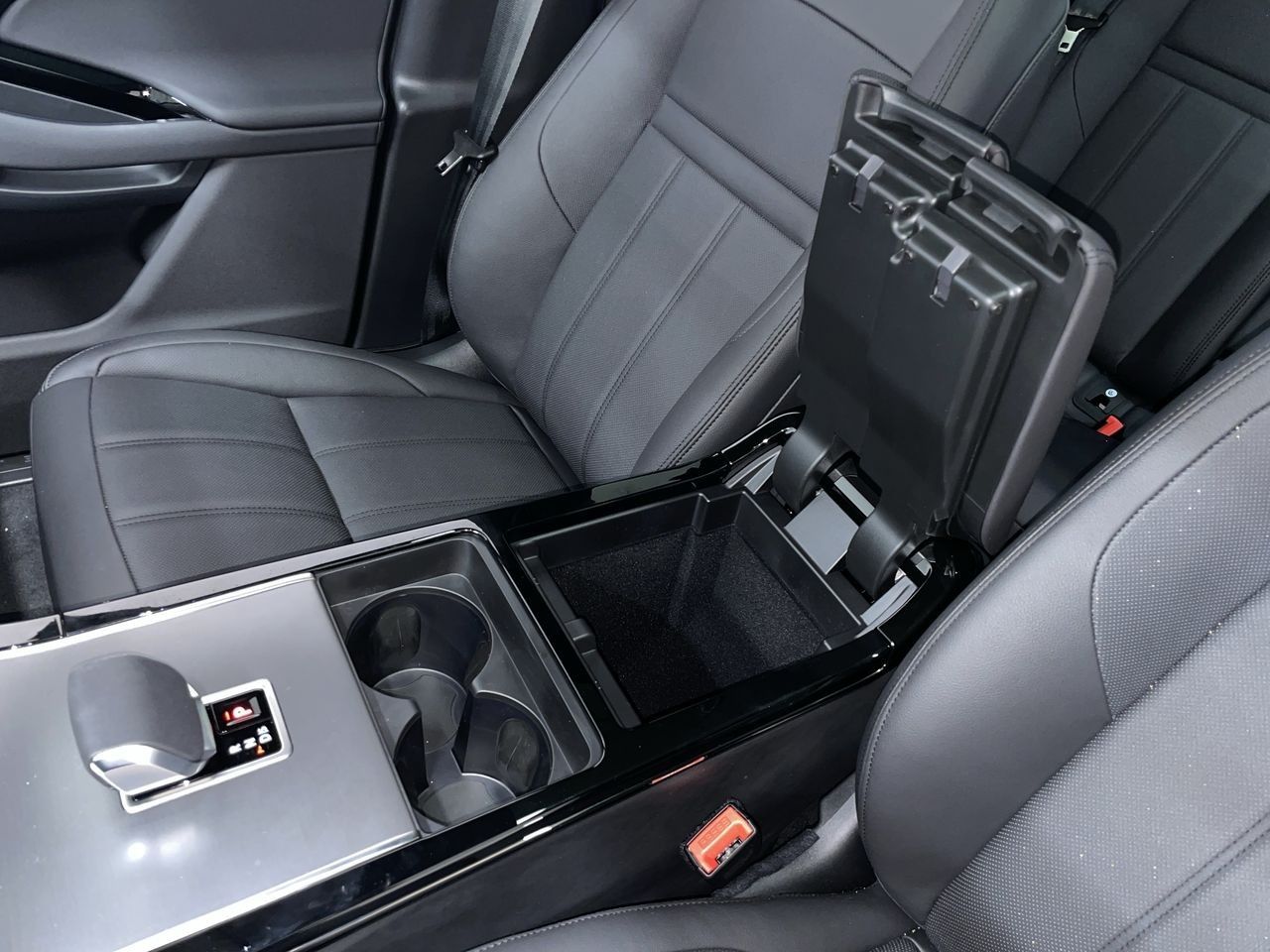 2026 Land Rover Range Rover Evoque