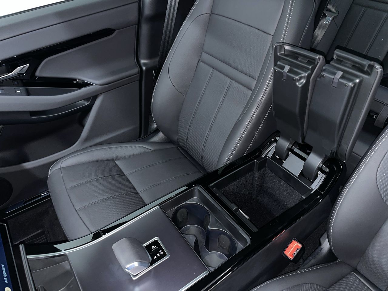 2026  Range Rover Evoque