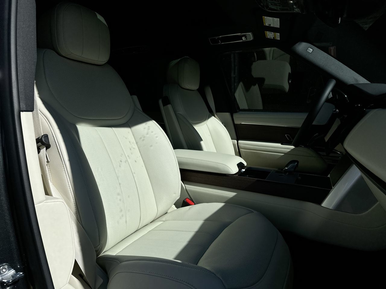 2025 Land Rover RANGE ROVER Mild Hybrid in Vancouver, British Columbia