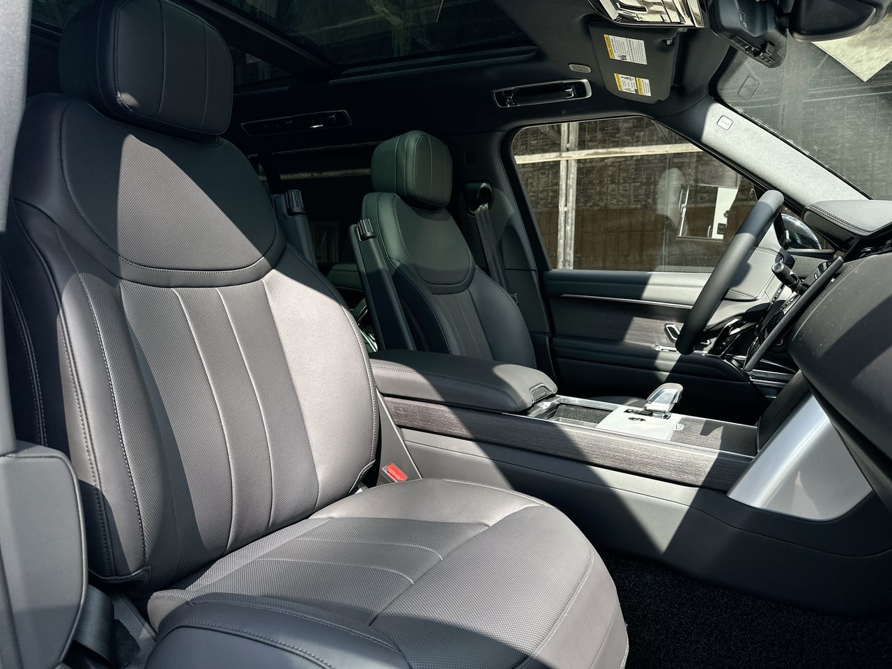 Land Rover RANGE ROVER Mild Hybrid  2025 à , Colombie-Britannique
