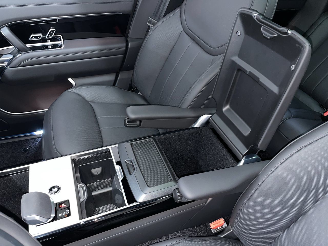 2025 Land Rover RANGE ROVER Mild Hybrid in Vancouver, British Columbia