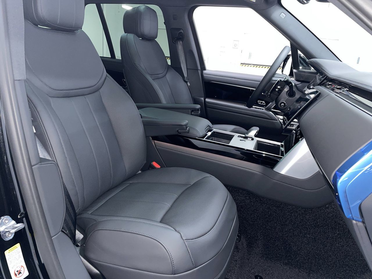2025 Land Rover RANGE ROVER Mild Hybrid in Vancouver, British Columbia