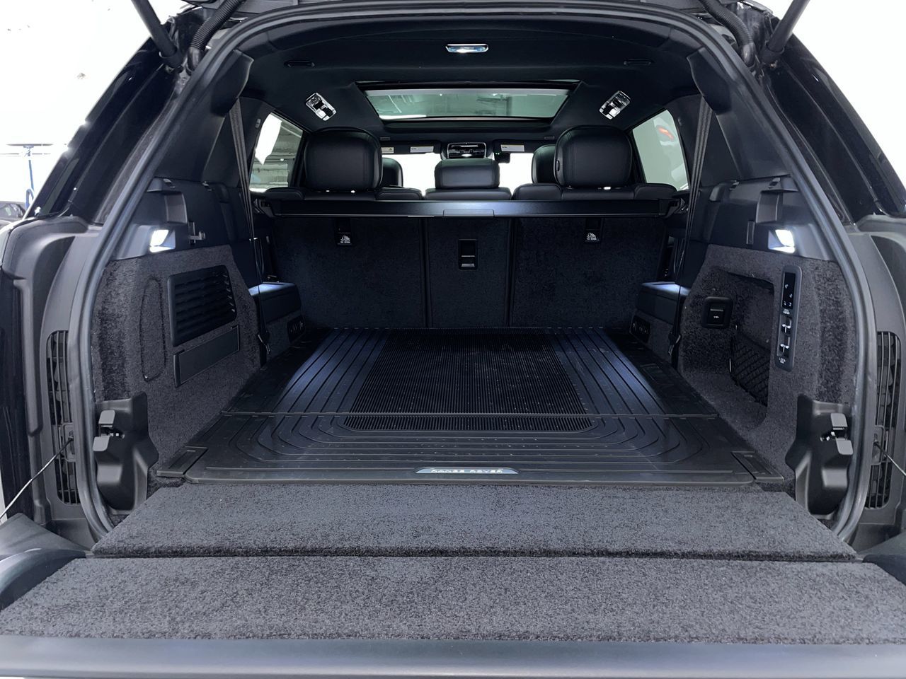 2025 Land Rover RANGE ROVER Mild Hybrid in Vancouver, British Columbia