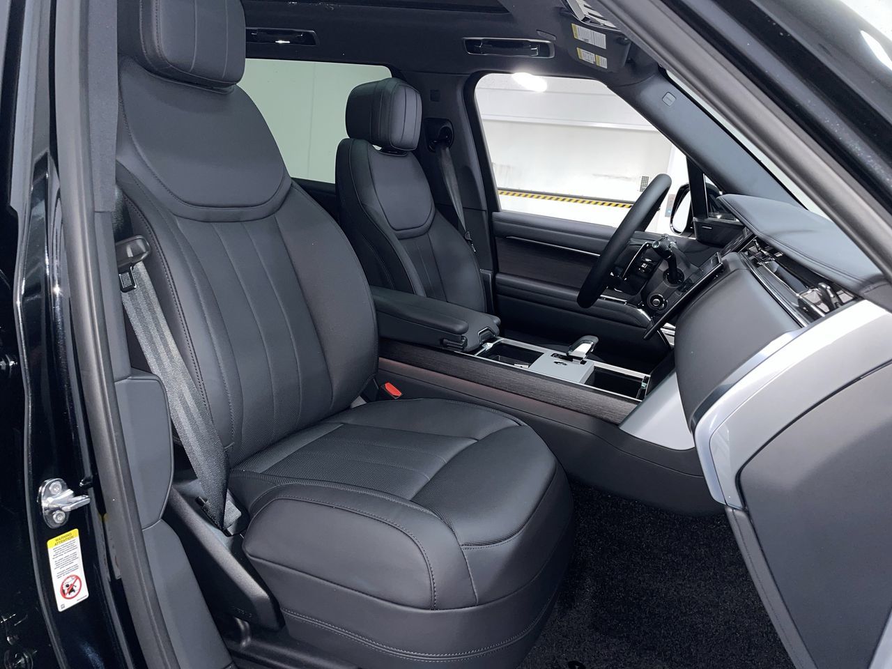 2025 Land Rover RANGE ROVER Mild Hybrid in Vancouver, British Columbia