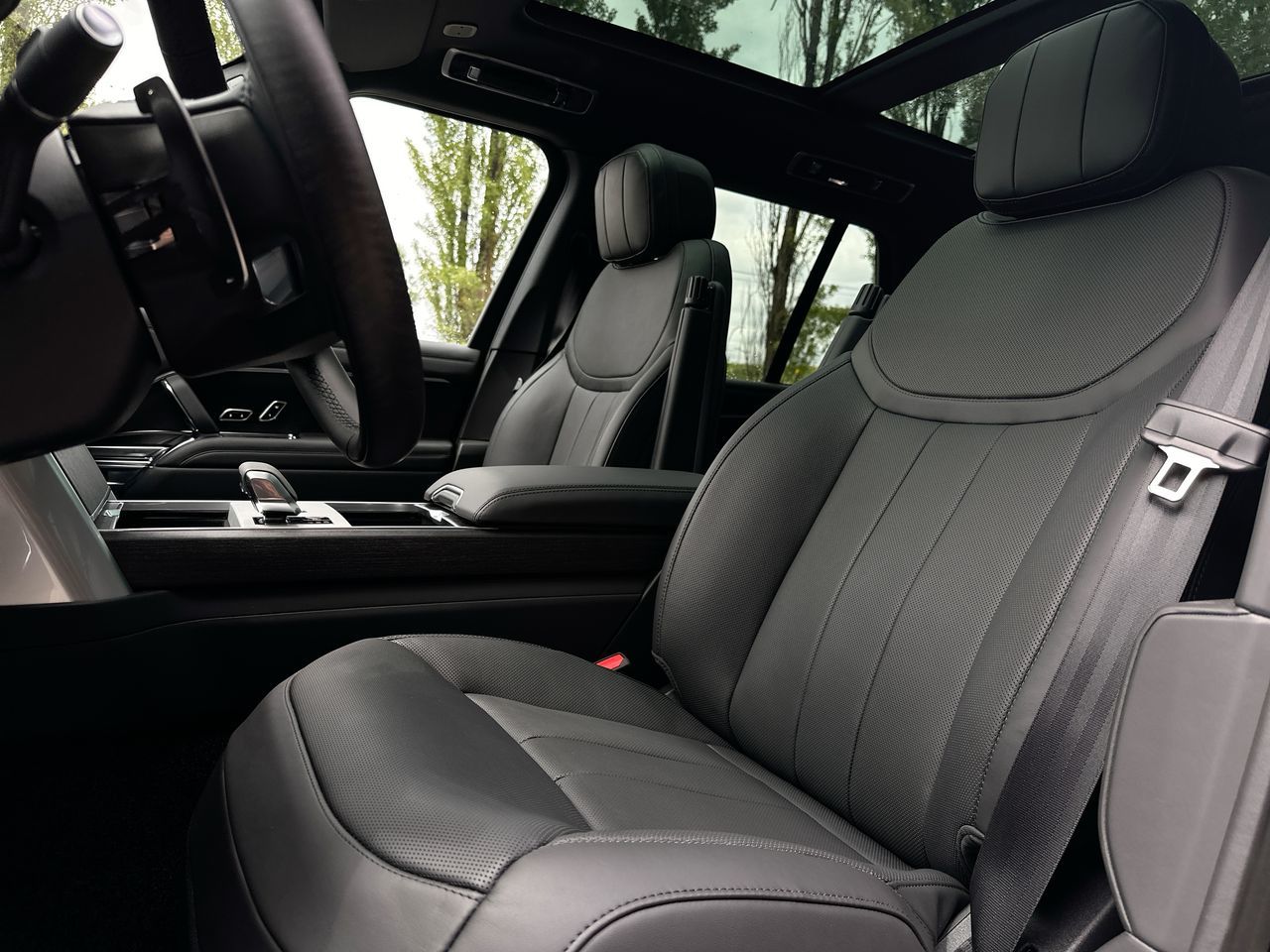 2025 Land Rover RANGE ROVER Mild Hybrid in Vancouver, British Columbia