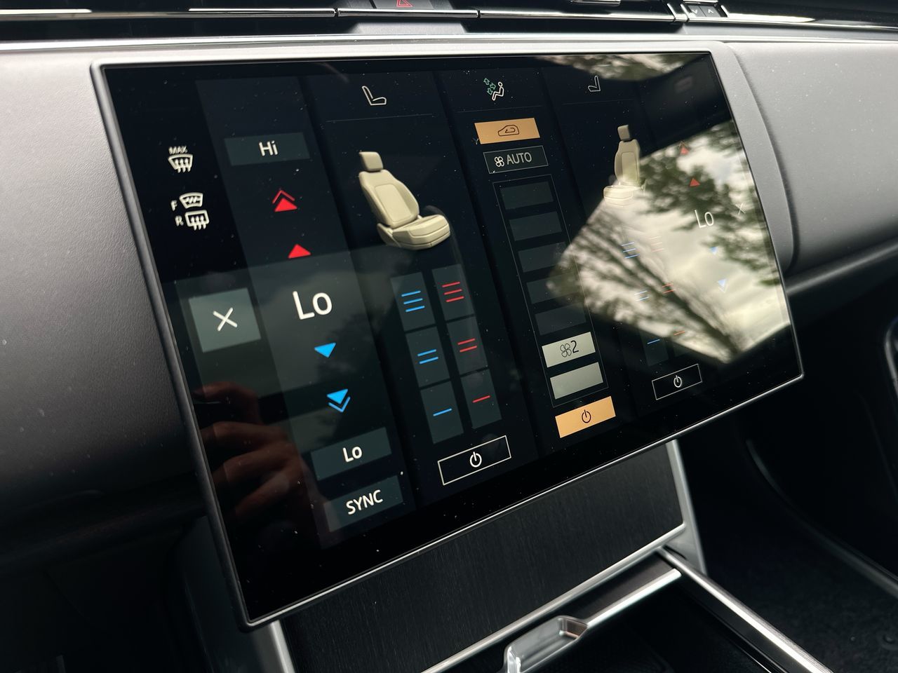 2025  Range Rover Mild Hybrid