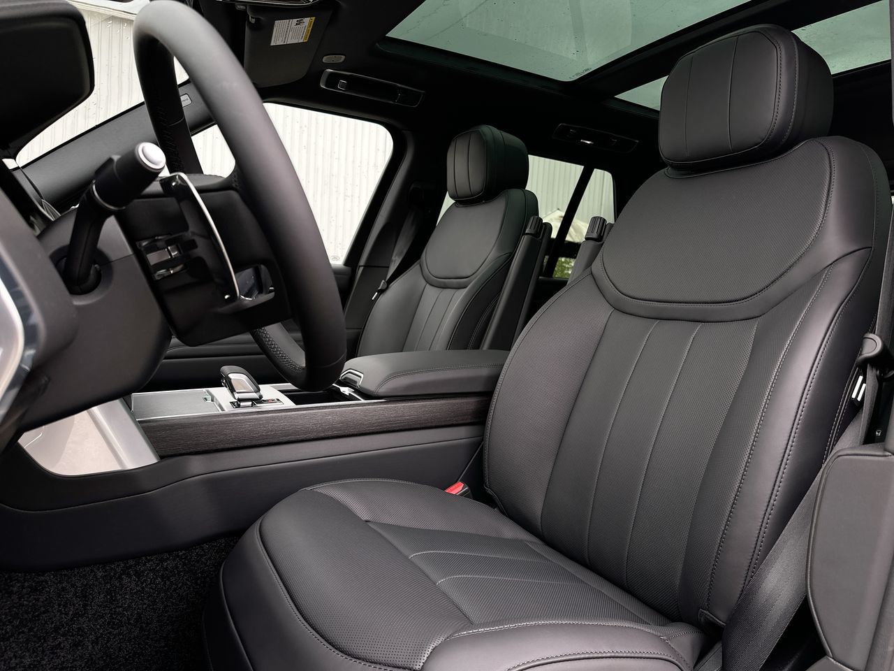 2025 Land Rover RANGE ROVER Mild Hybrid in Vancouver, British Columbia