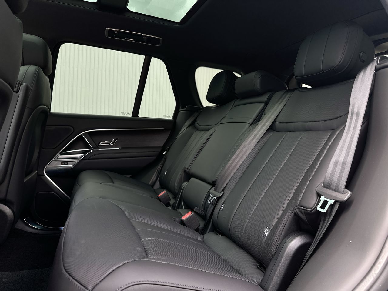 2025 Land Rover RANGE ROVER Mild Hybrid in Vancouver, British Columbia