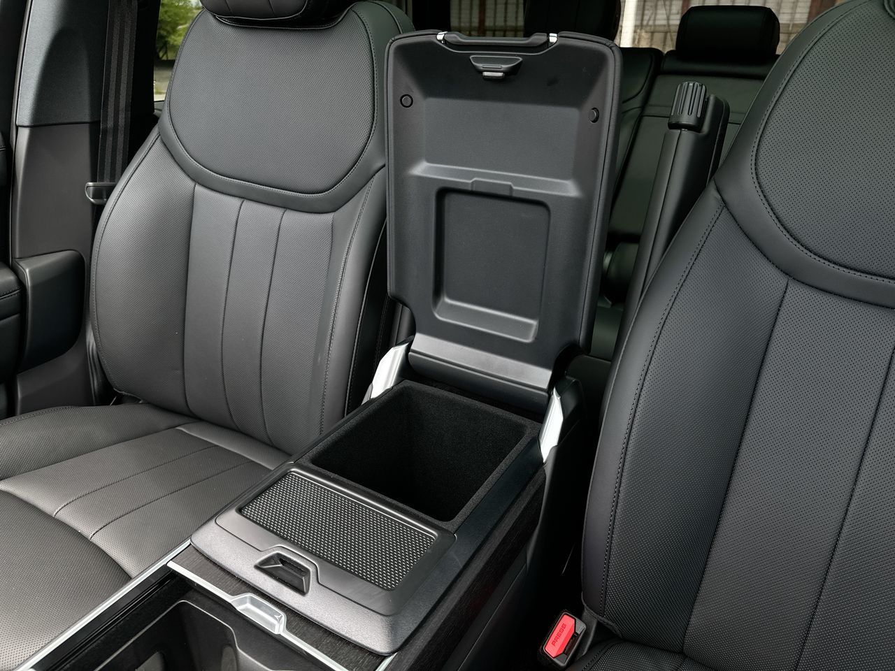 2025 Land Rover RANGE ROVER Mild Hybrid in Vancouver, British Columbia