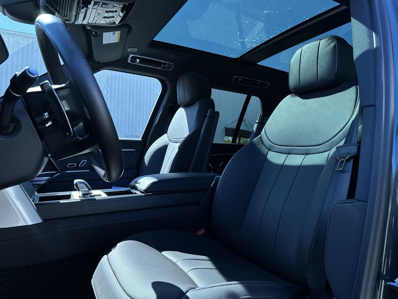 2025 Land Rover RANGE ROVER Mild Hybrid in Vancouver, British Columbia