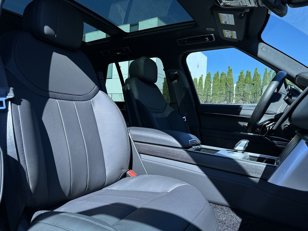 2025 Land Rover RANGE ROVER Mild Hybrid in Vancouver, British Columbia