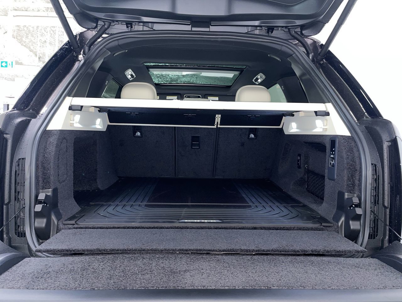 2025 Land Rover RANGE ROVER Mild Hybrid in Vancouver, British Columbia