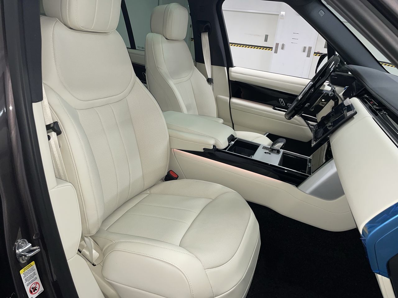 2025 Land Rover RANGE ROVER Mild Hybrid in Vancouver, British Columbia