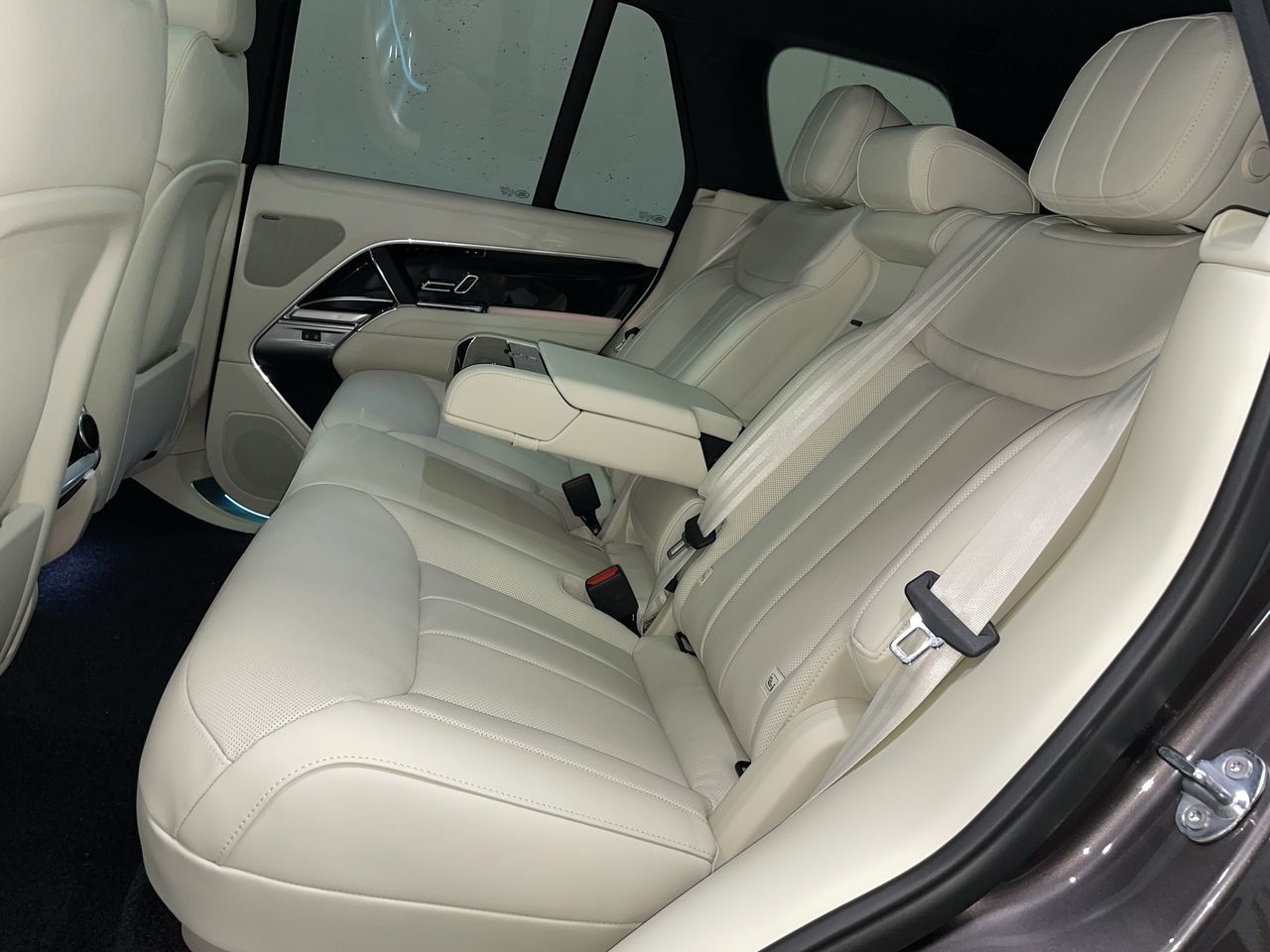 2025 Land Rover RANGE ROVER Mild Hybrid in Vancouver, British Columbia