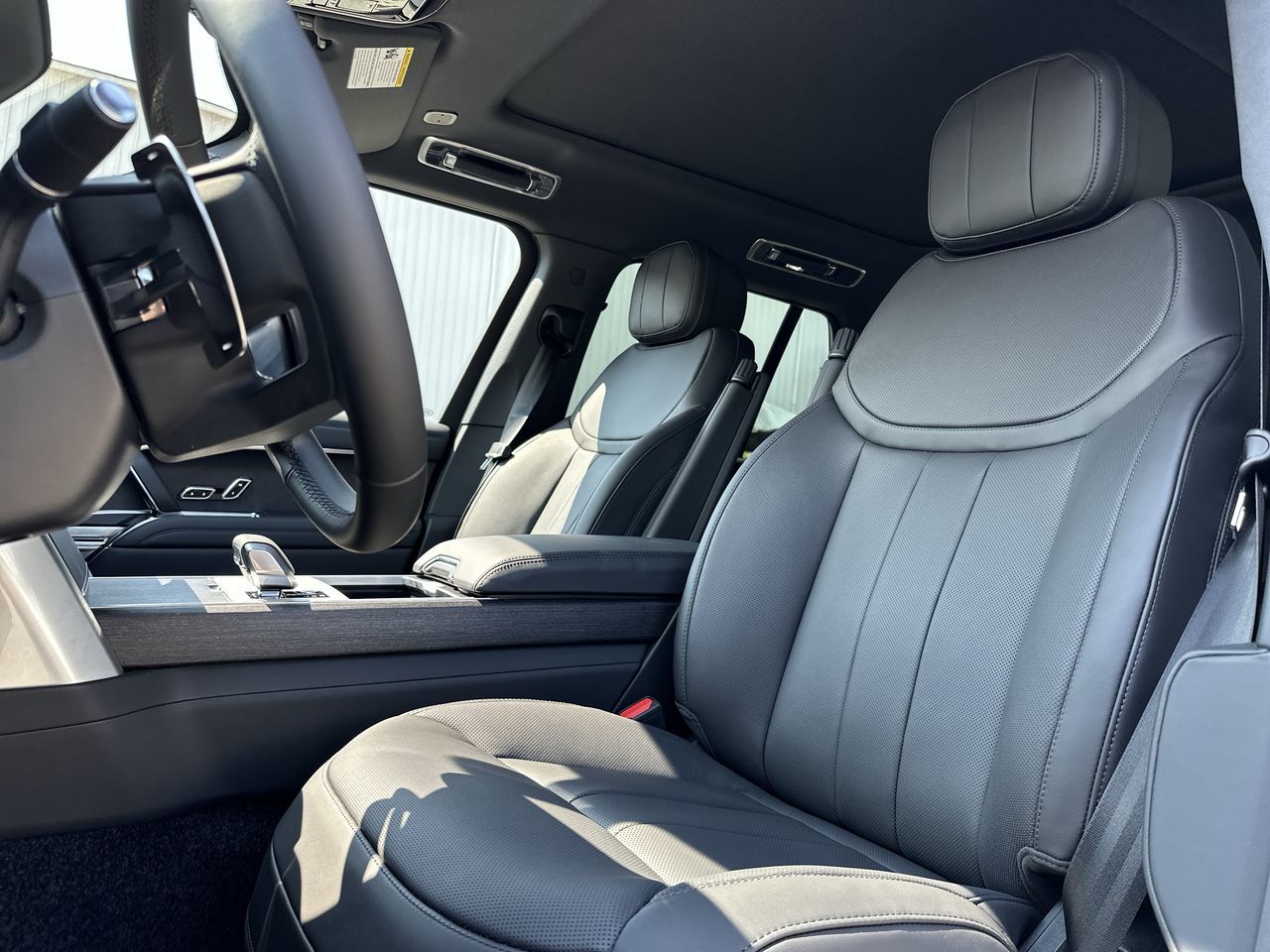 2025 Land Rover RANGE ROVER Mild Hybrid in Vancouver, British Columbia