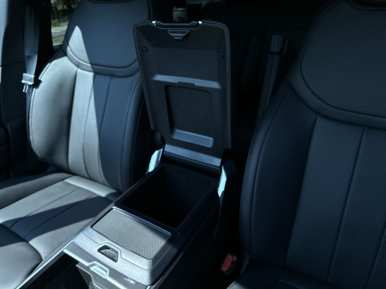 2025 Land Rover RANGE ROVER Mild Hybrid in Vancouver, British Columbia