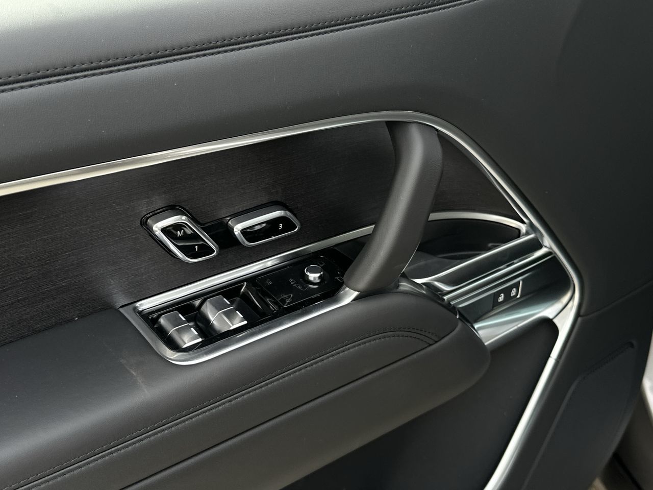 2025 Land Rover RANGE ROVER Mild Hybrid in Vancouver, British Columbia