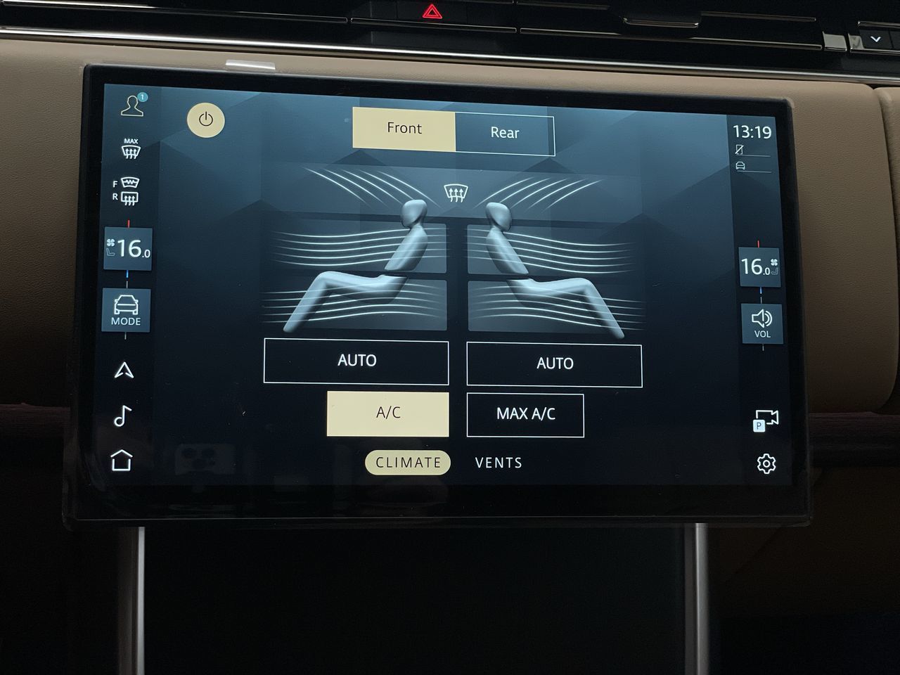 2025 Land Rover Range Rover Mild Hybrid in Vancouver, British Columbia