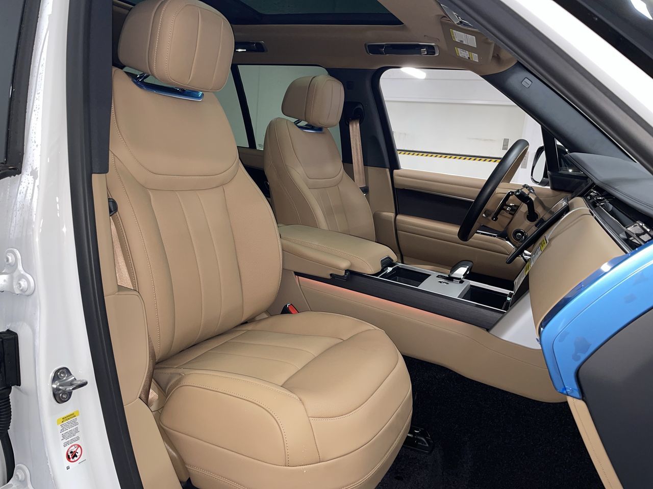 2025 Land Rover Range Rover Mild Hybrid in Vancouver, British Columbia