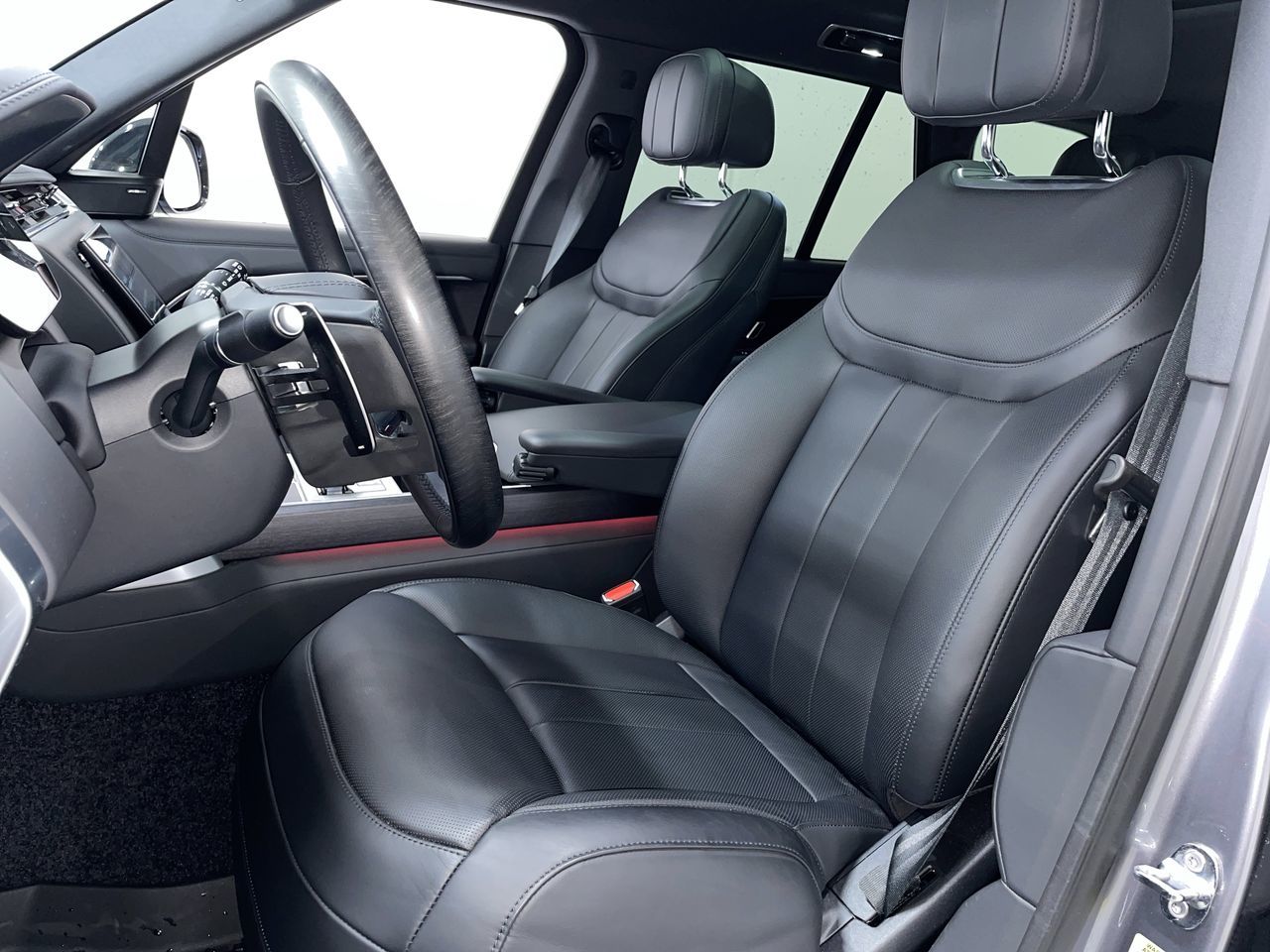 2026 Land Rover Range Rover Mild Hybrid in Vancouver, British Columbia