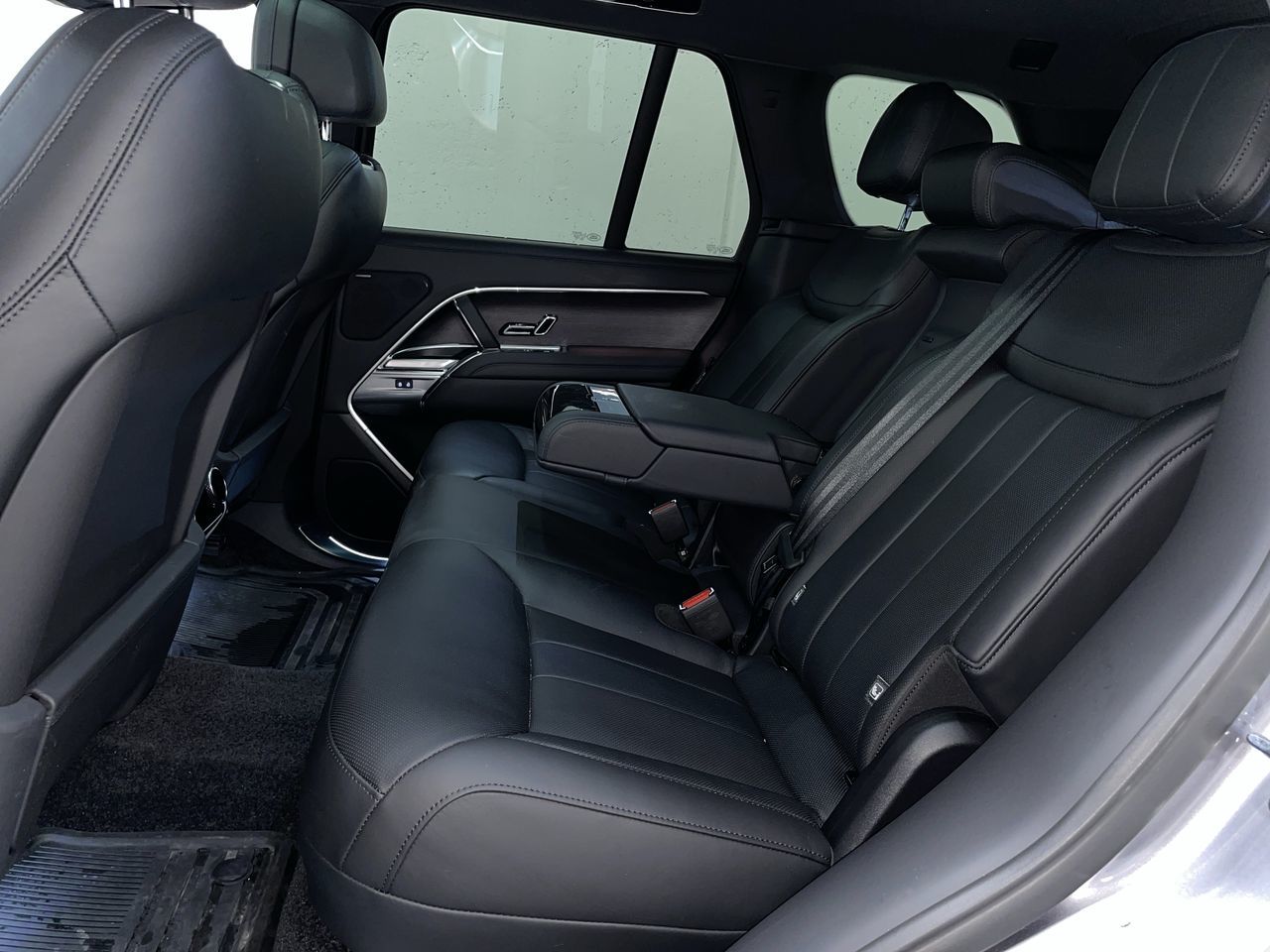 2026 Land Rover Range Rover Mild Hybrid in Vancouver, British Columbia