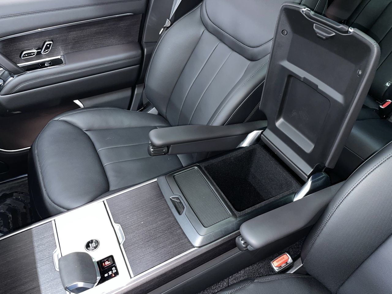 2026 Land Rover Range Rover Mild Hybrid in Vancouver, British Columbia