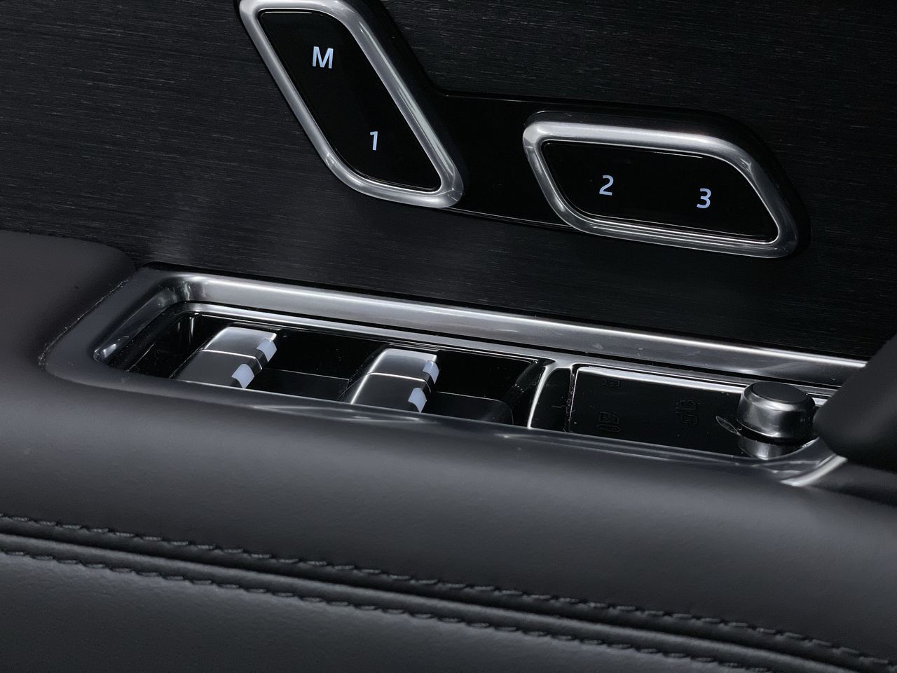 2026 Land Rover Range Rover Mild Hybrid in Vancouver, British Columbia