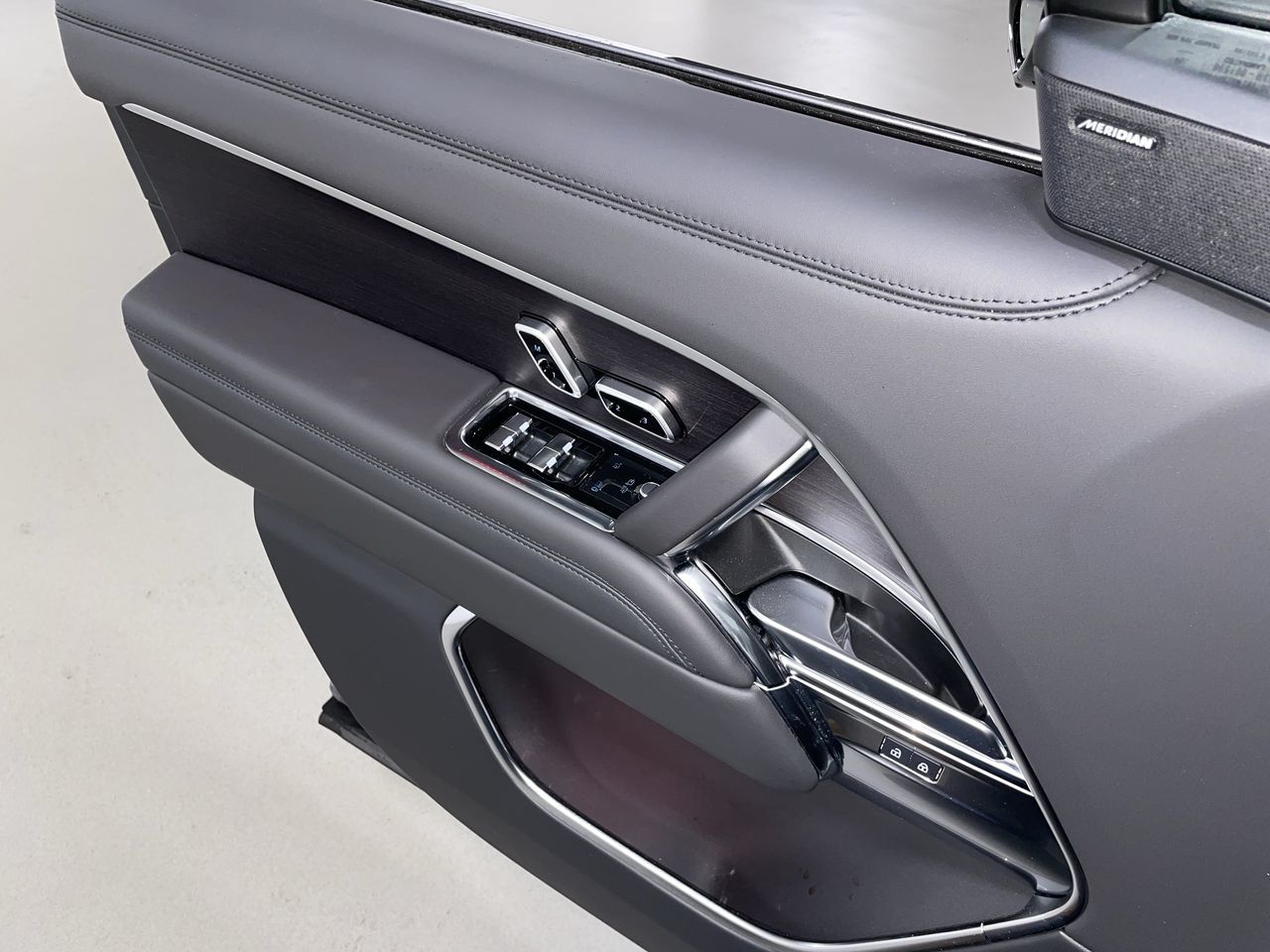 2026 Land Rover Range Rover Mild Hybrid in Vancouver, British Columbia