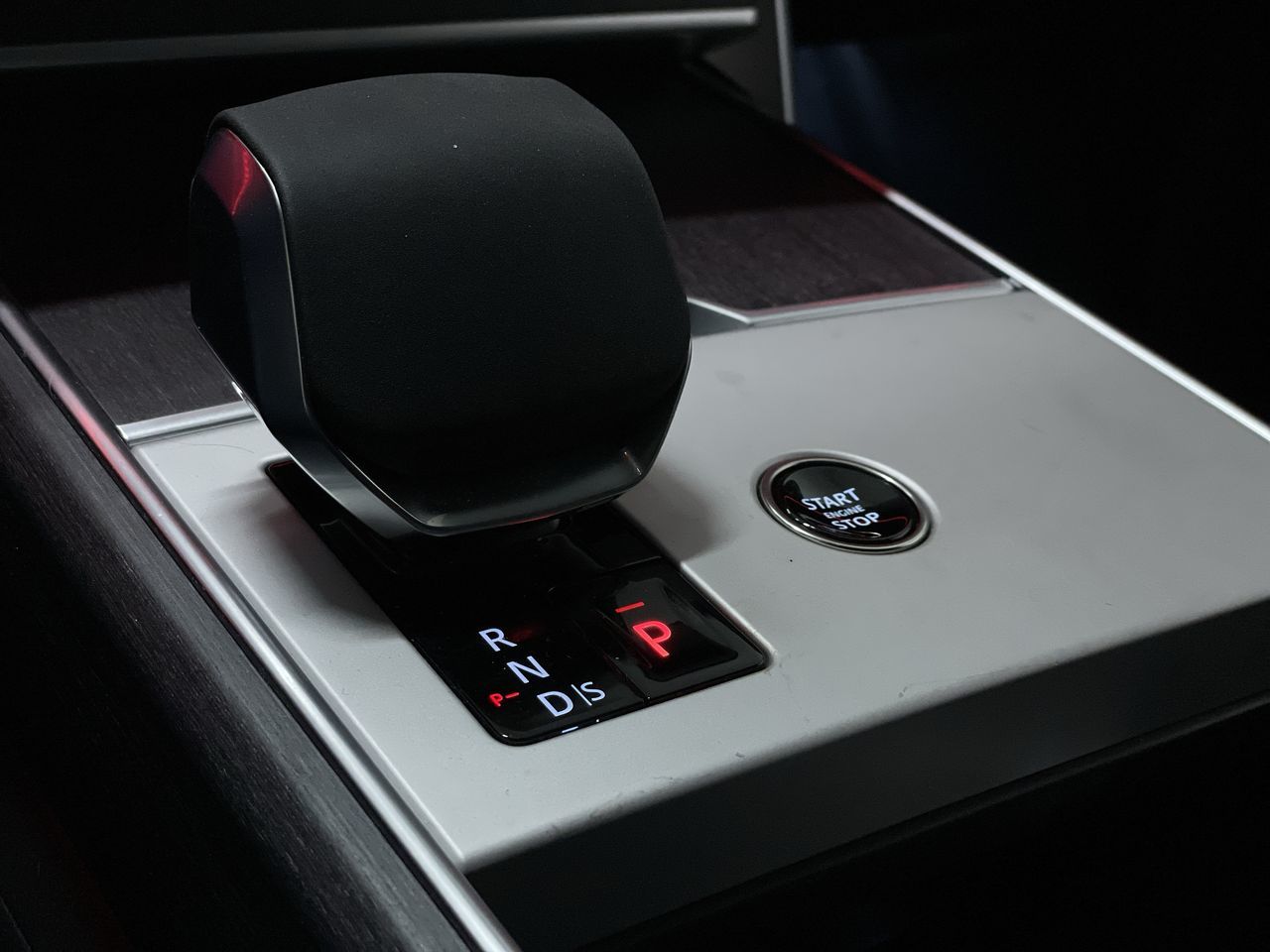 2026 Land Rover Range Rover Mild Hybrid in Vancouver, British Columbia