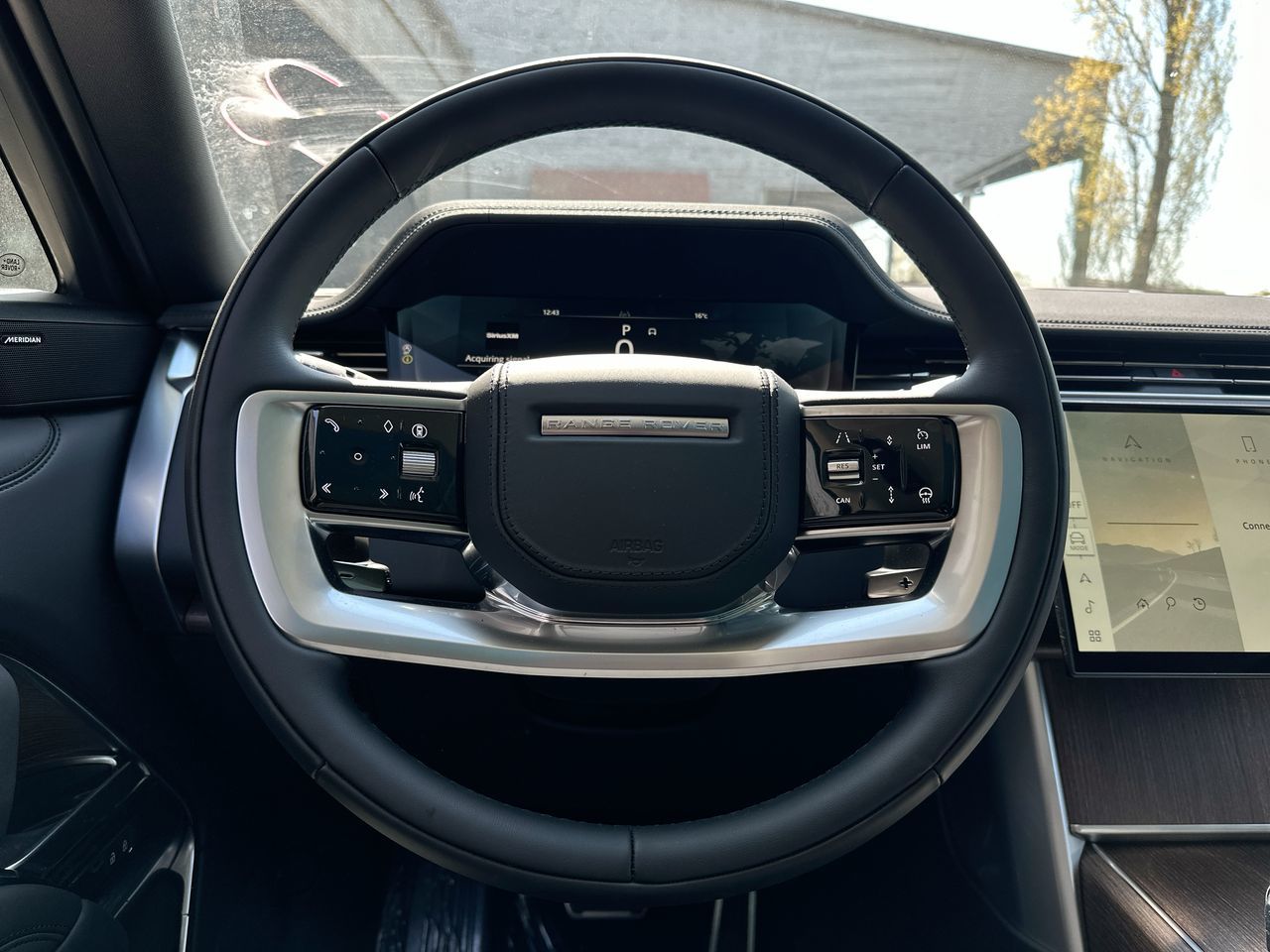 2025 Land Rover RANGE ROVER Plug-in Hybrid in Vancouver, British Columbia