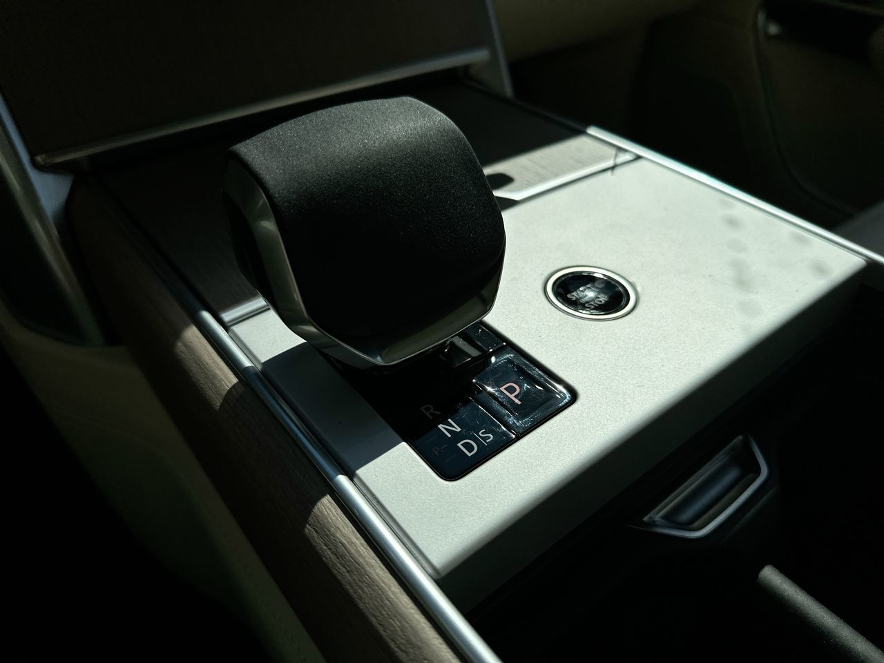 Land Rover RANGE ROVER Plug-in Hybrid  2025 à , Colombie-Britannique