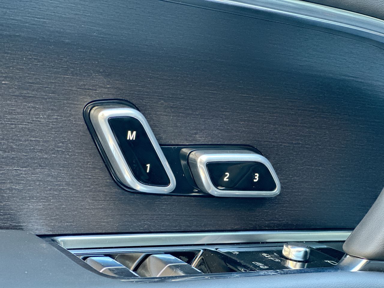 2025  Range Rover Plug-in Hybrid