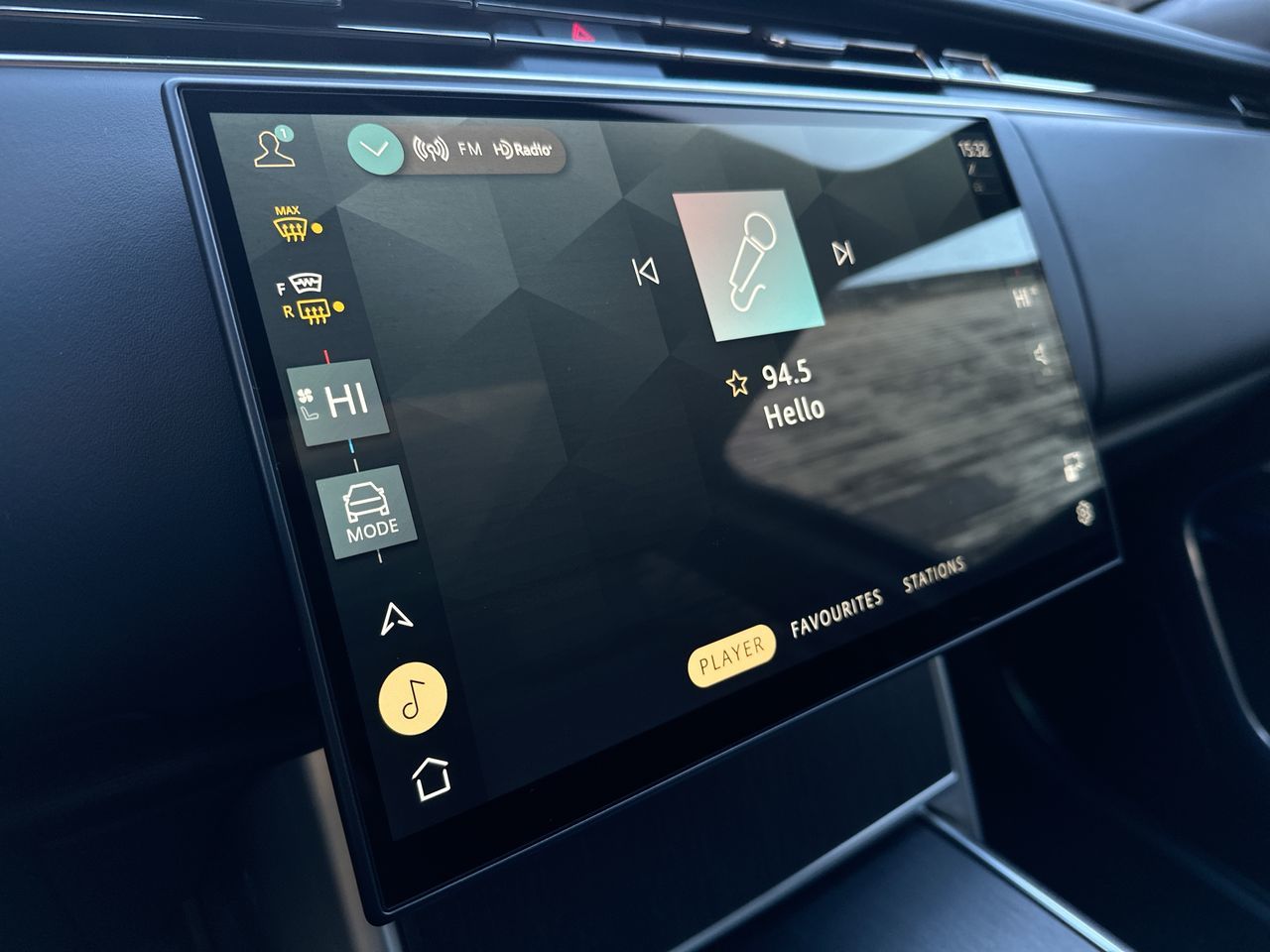 2025  Range Rover Plug-in Hybrid