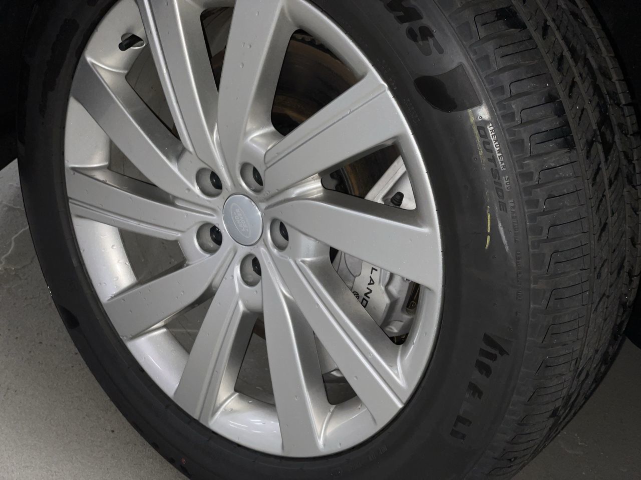 2025  Range Rover Plug-in Hybrid