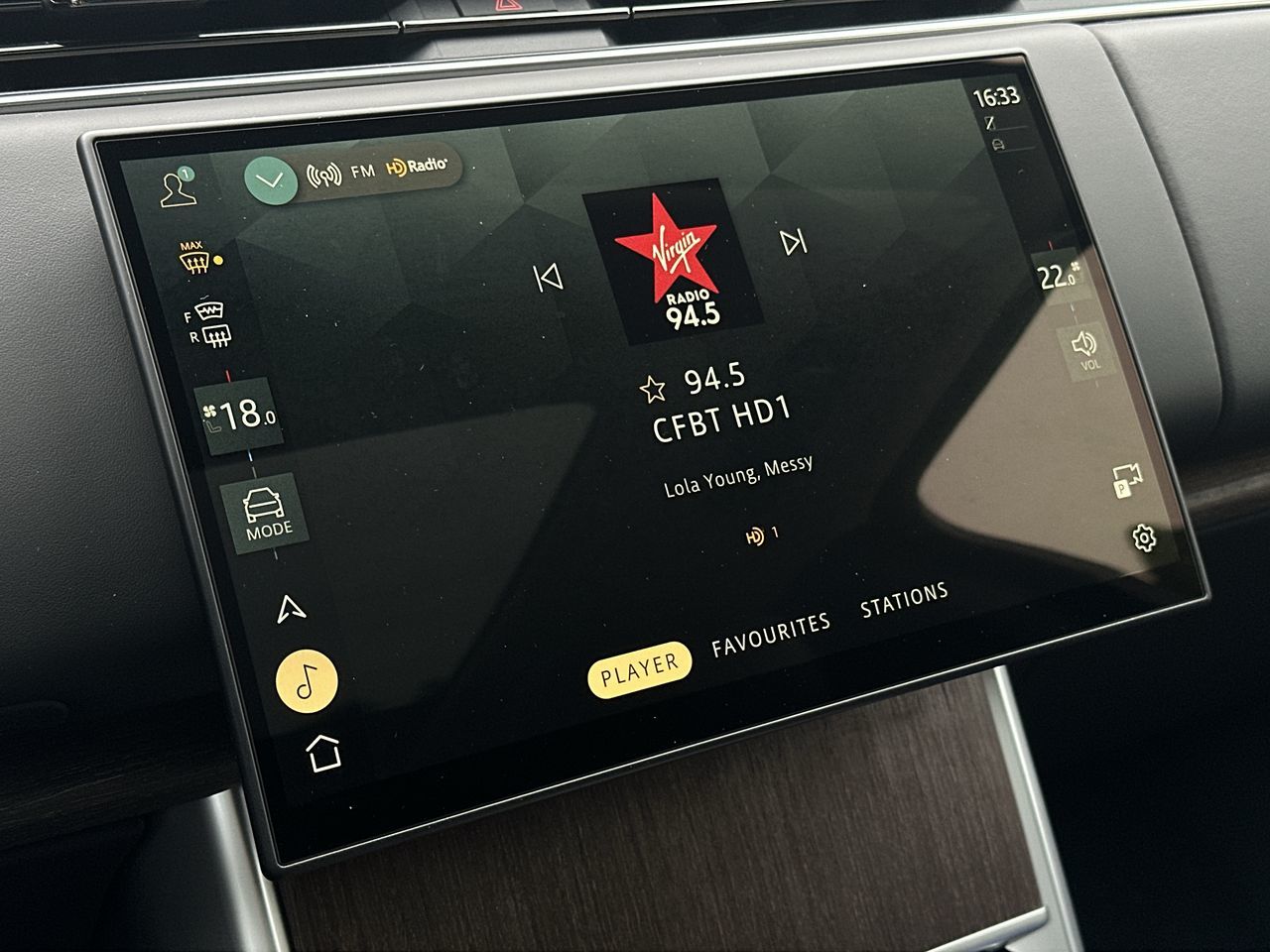 2025 Land Rover Range Rover Plug-in Hybrid in Vancouver, British Columbia