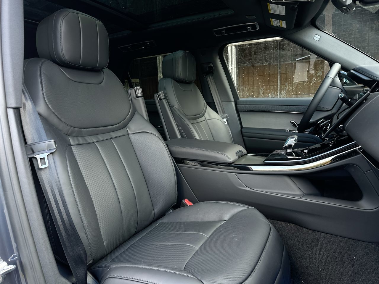 2025 Land Rover RANGE ROVER SPORT Mild Hybrid in Vancouver, British Columbia