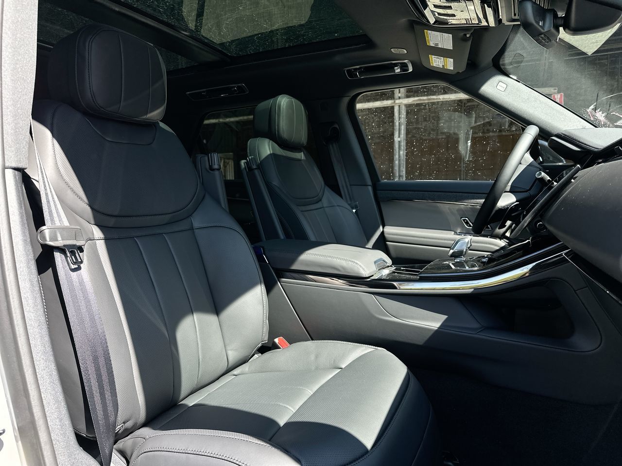 2025 Land Rover RANGE ROVER SPORT Mild Hybrid in Vancouver, British Columbia