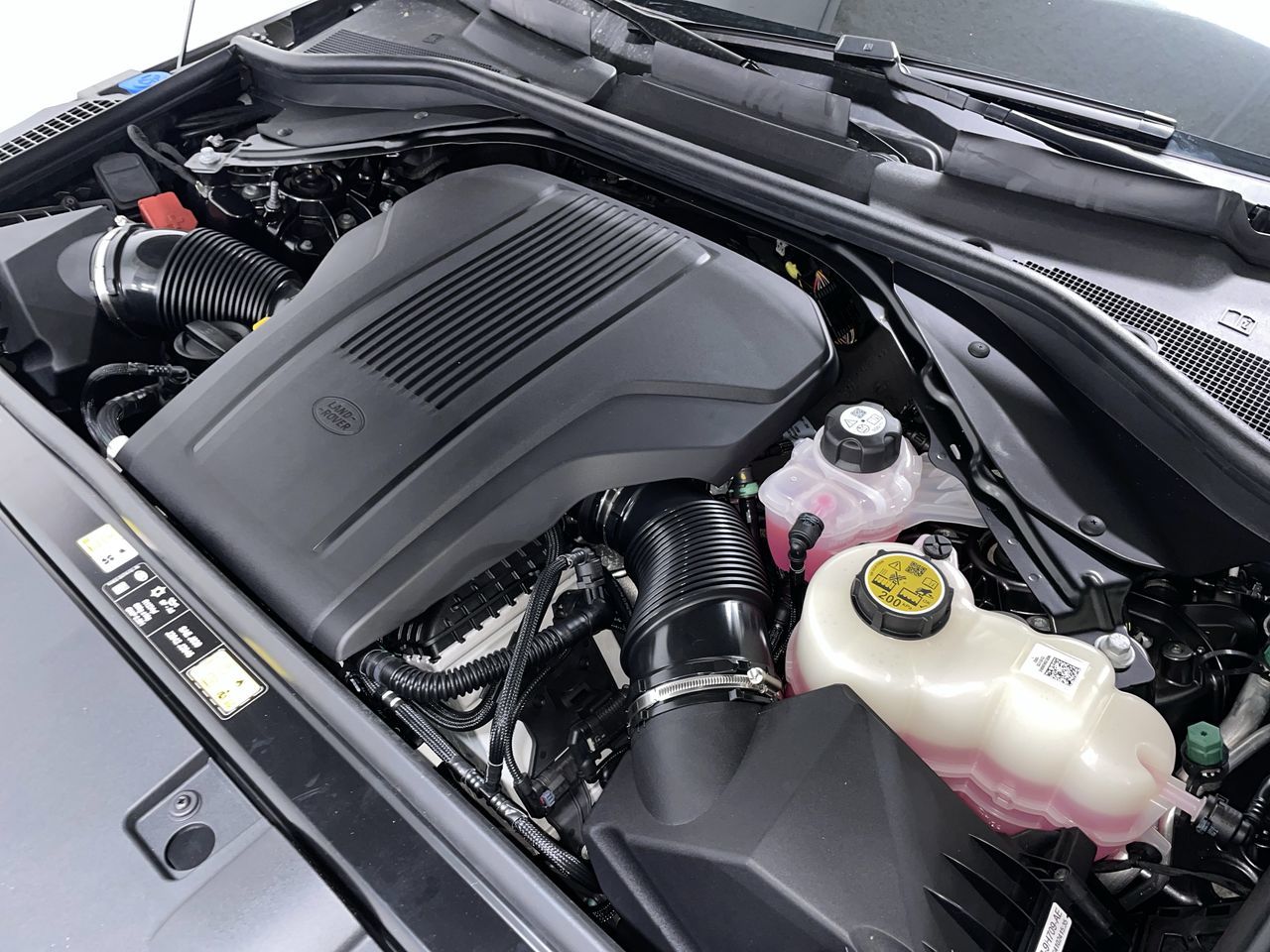 2025 Land Rover RANGE ROVER SPORT MHEV in Vancouver, British Columbia