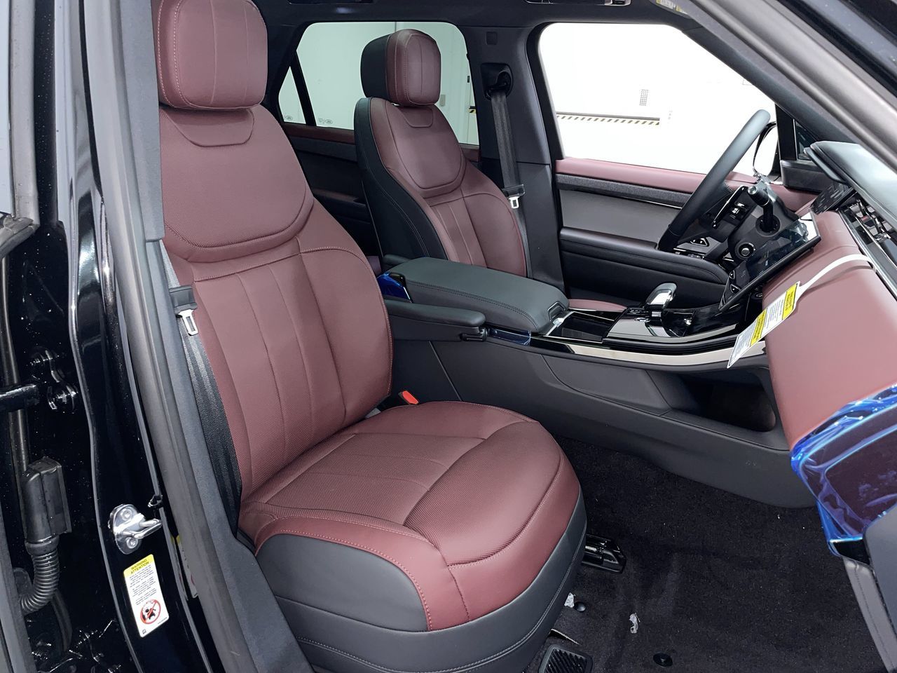 2025 Land Rover RANGE ROVER SPORT MHEV in Vancouver, British Columbia
