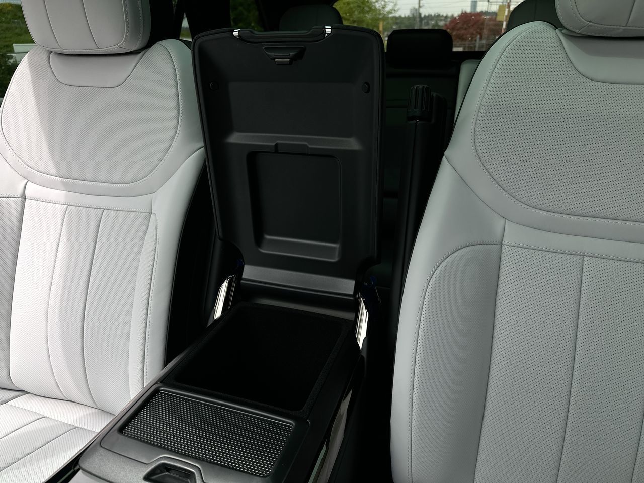 2025 Land Rover RANGE ROVER SPORT Mild Hybrid in Vancouver, British Columbia