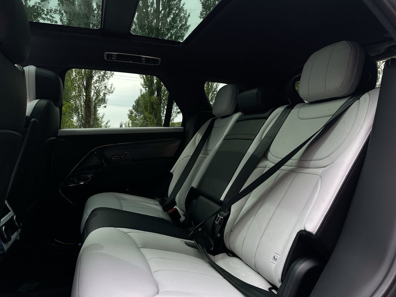2025 Land Rover RANGE ROVER SPORT Mild Hybrid in Vancouver, British Columbia